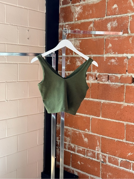 Beyond Yoga Tops - Beyond Yoga Olive Green V-Neck Cropped Tank